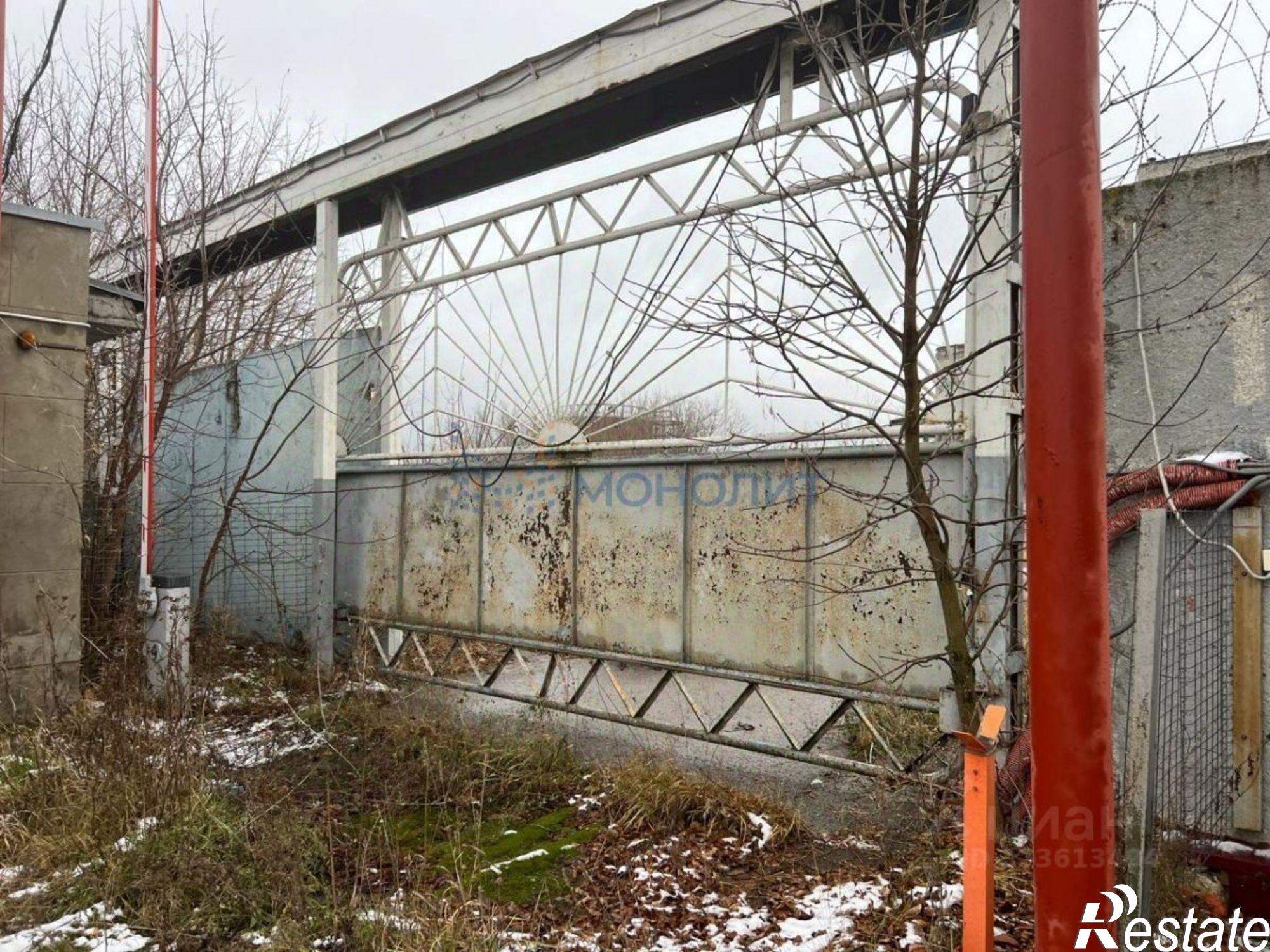 Купить ОСЗ, отдельно стоящее здание за 75 001 100 рублей на Заводская улица