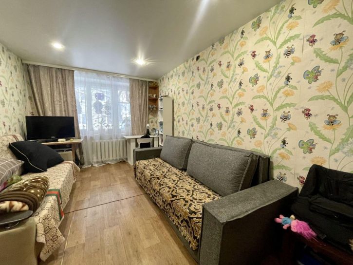 2-комн квартира Ленина ул, 70