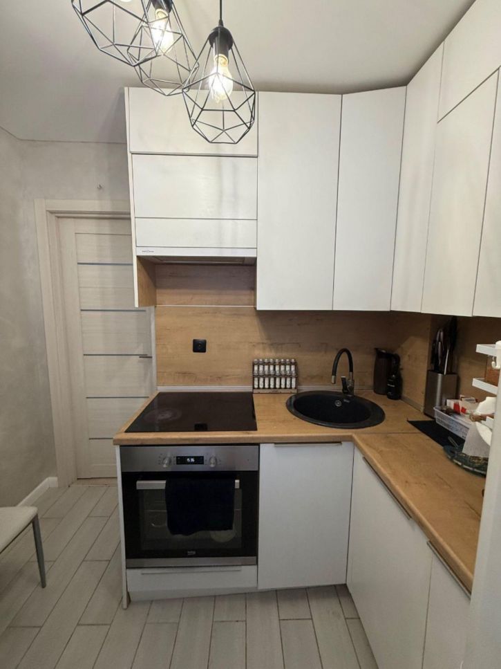 3-комн квартира Кирова ул, 25