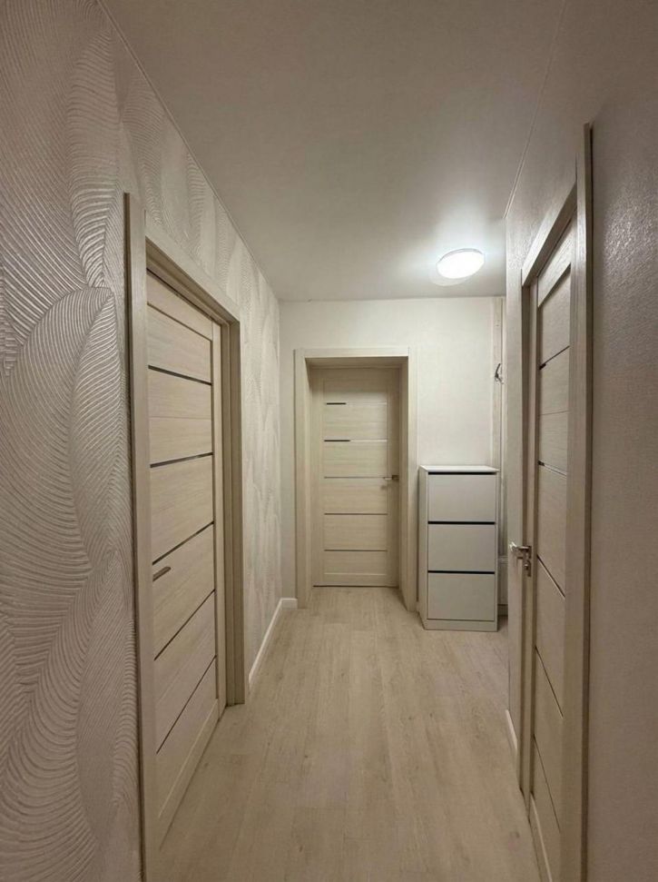 3-комн квартира Кирова ул, 25