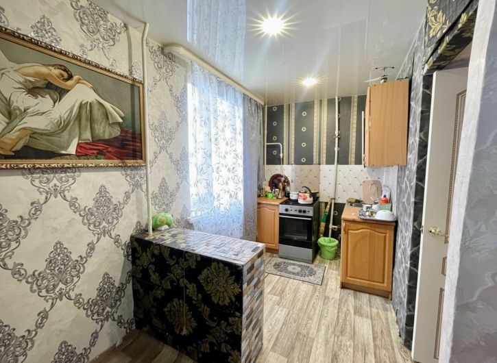 2-комн квартира Ленина ул, 70