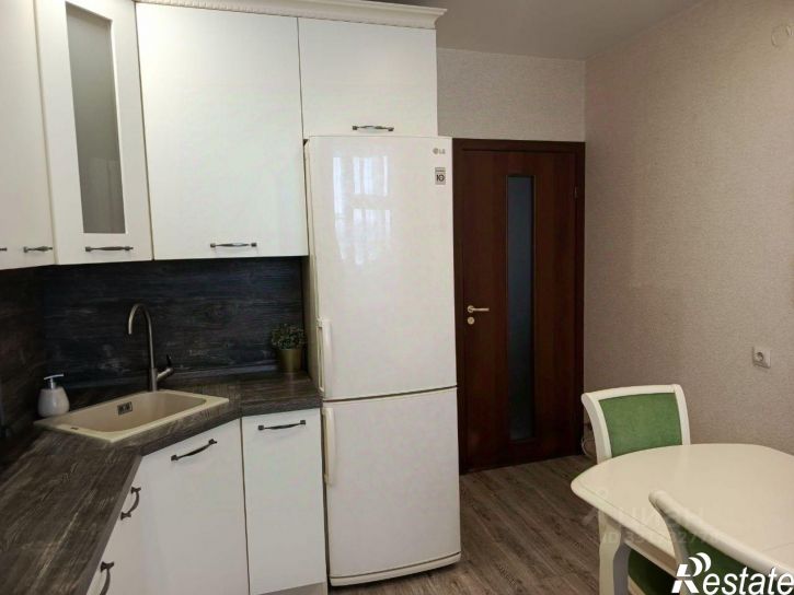 3-комн квартира ул Шмагрина, 2,  д. 2