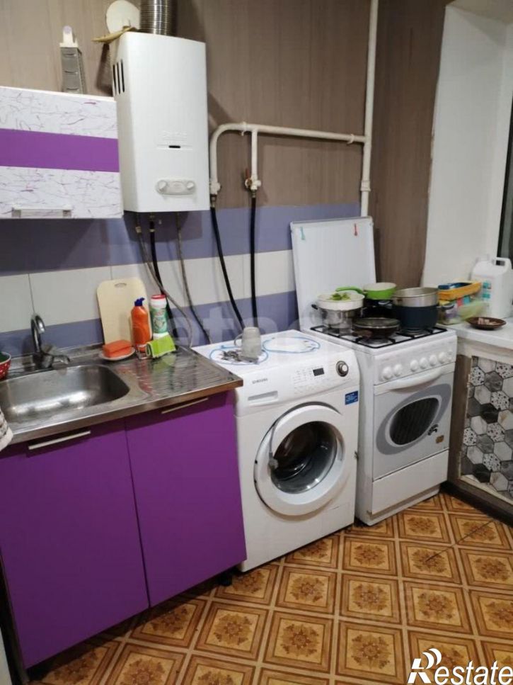 3-комн квартира мкр Гоголя, 10,  д. 10