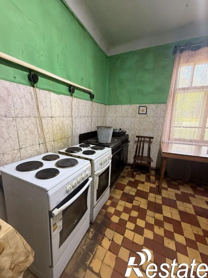 Комната Октябрьская, 17