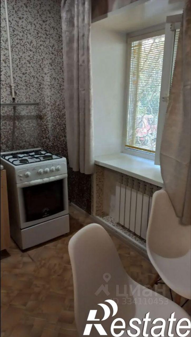 2-комн квартира улица Везломцева, 17,  д. 17