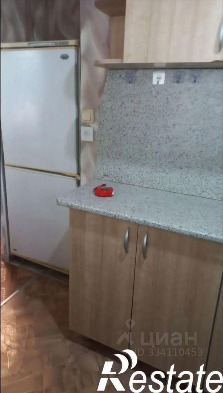 2-комн квартира улица Везломцева, 17,  д. 17